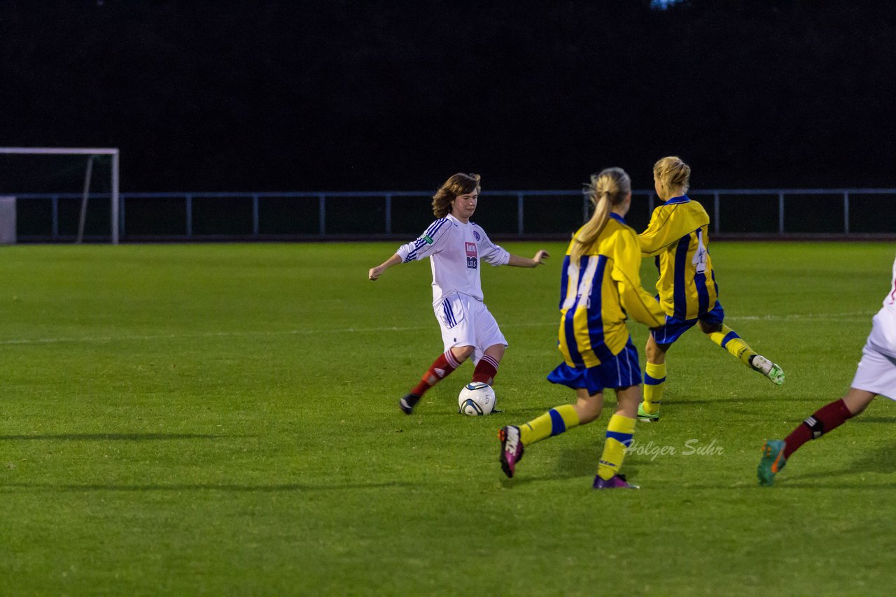 Bild 104 - B-Juniorinnen SV Henstedt-Ulzburg - Holstein Kiel : Ergebnis: 0:12